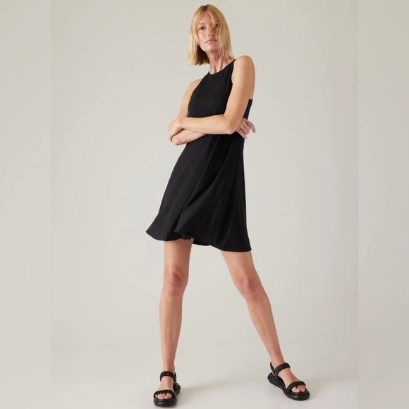 Athleta Dresses & Skirts - Athleta Black sleeveless SANTORINI THERA DRESS M